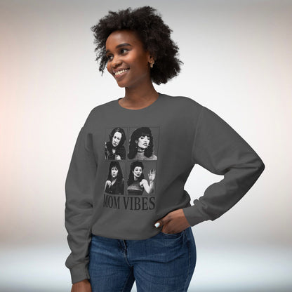 Mom Vibes Crewneck Sweatshirt - Lightweight Unisex Sweater for Casual Wear, Perfect Gift for Mother's Day, Birthdays, Everyday [...]