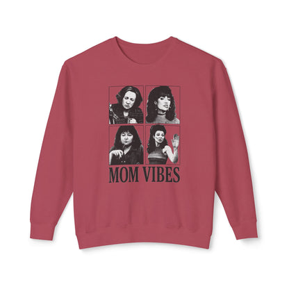Mom Vibes Crewneck Sweatshirt - Lightweight Unisex Sweater for Casual Wear, Perfect Gift for Mother's Day, Birthdays, Everyday [...]